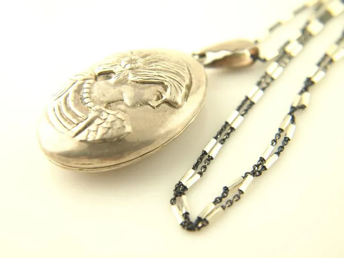 Cameo Locket Necklace Repousse Locket Lady Locket Sterling Silver Locket Wedding Locket Love Vintage Paris Necklaces
