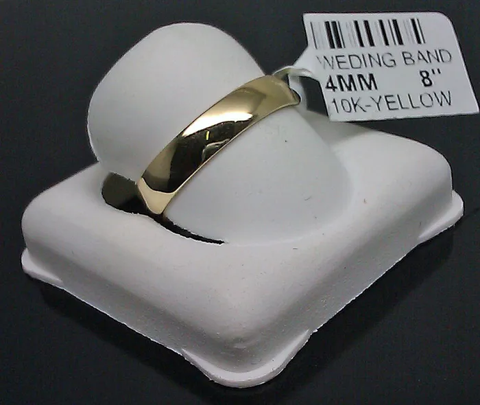 Brand New 10K Yellow Gold MenWomen Band 8 4mm 20gm Gold and Diamond Rings