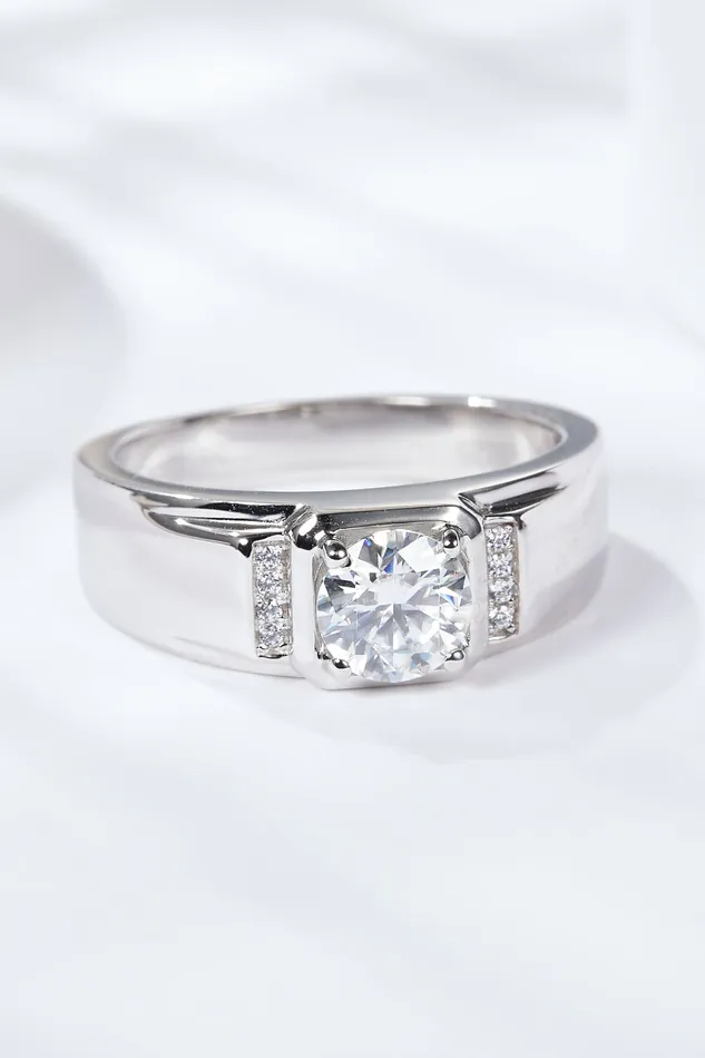 Trendsi From The Heart 1 Carat Moissanite Ring Rings